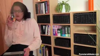 Business Bitch Is A Total Piss Slut Screencap 4 on sinx.preview.netperv.com