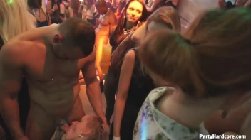 Party Hardcore Gone Crazy Vol. 32 Part 3 - Cam 2 Screencap 74 on sinx.preview.netperv.com