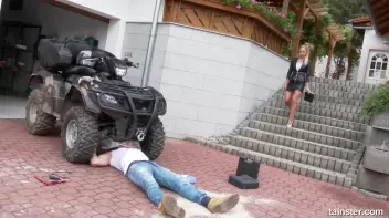 Getting a golden shower after a cumshot Screencap 1 on sinx.preview.netperv.com