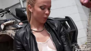 Getting a golden shower after a cumshot Screencap 113 on sinx.preview.netperv.com