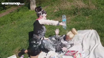 Creamy Catfight Picnic Screencap 25 on sinx.preview.netperv.com