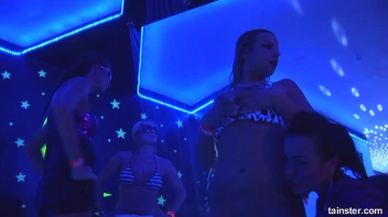 Spring Break Blow-Out Part 4 - Cam 4 Screencap 109 on sinx.preview.netperv.com