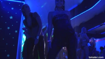 Spring Break Blow-Out Part 4 - Cam 4 Screencap 75 on sinx.preview.netperv.com