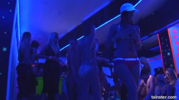 Spring Break Blow-Out Part 4 - Cam 4 Screencap 80 on sinx.preview.netperv.com