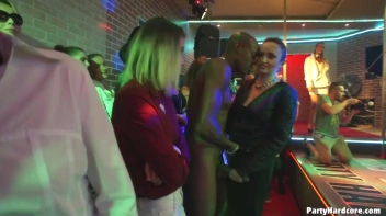 Party Hardcore Gone Crazy Vol. 34 Part 1 - Cam 3 Screencap 102 on sinx.preview.netperv.com