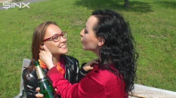 Cuties Drink Champagne Second Hand - Cam 1 Screencap 18 on sinx.preview.netperv.com