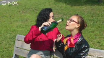 Cuties Drink Champagne Second Hand - Cam 1 Screencap 8 on sinx.preview.netperv.com