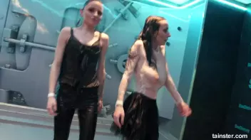 Wet amateur babes go wild Screencap 17 on sinx.preview.netperv.com