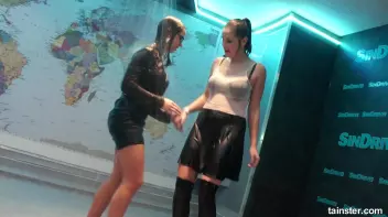 Wet amateur babes go wild Screencap 36 on sinx.preview.netperv.com