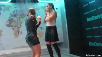 Wet amateur babes go wild Screencap 40 on sinx.preview.netperv.com