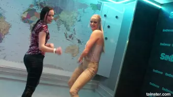 Wet amateur babes go wild Screencap 46 on sinx.preview.netperv.com