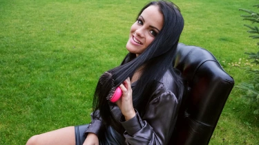 Latest deal - Cumshot Surprise For Hair Brushing Teen