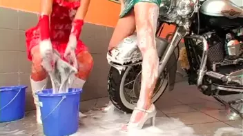 Bike Wash Beauties Screencap 86 on sinx.preview.netperv.com