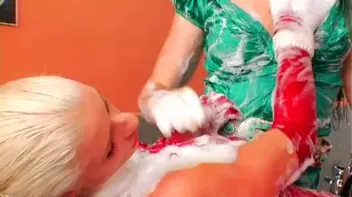 Bike Wash Beauties Screencap 102 on sinx.preview.netperv.com