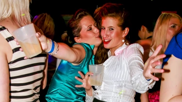 Latest deal - Party Hardcore Vol. 71 Part 2 - Cam 4