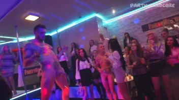 Party Hardcore Gone Crazy Vol. 28 Part 2 - Cam 2 Screencap 36 on sinx.preview.netperv.com