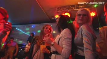 Party Hardcore Gone Crazy Vol. 28 Part 2 - Cam 2 Screencap 45 on sinx.preview.netperv.com