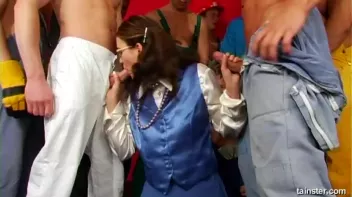 Quarts of the Finest Yellow Juice Screencap 10 on sinx.preview.netperv.com