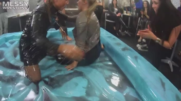 Messy Wrestling: A Double Blast Of Oil From Head To Pantyhose! Screencap 7 on sinx.preview.netperv.com