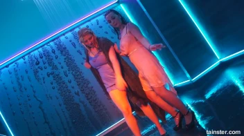 What a Glorious Feelin' Dancing In The Rain Screencap 33 on sinx.preview.netperv.com