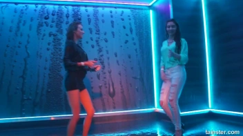 What a Glorious Feelin' Dancing In The Rain Screencap 50 on sinx.preview.netperv.com