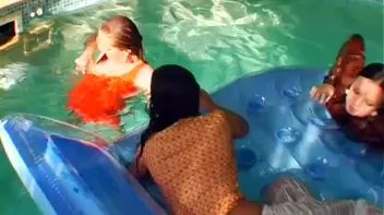 Super Soaked In The Pool Screencap 88 on sinx.preview.netperv.com