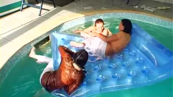 Super Soaked In The Pool Screencap 92 on sinx.preview.netperv.com