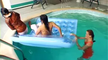 Super Soaked In The Pool Screencap 34 on sinx.preview.netperv.com