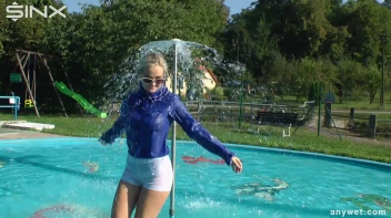 Playful Blonde Gets Drenched Under Water Fountain Screencap 31 on sinx.preview.netperv.com