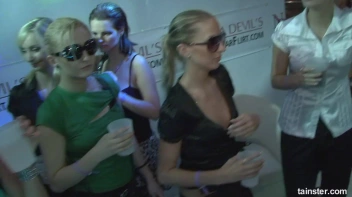 Pornstar Flirt Part 4 - Cam 1 Screencap 6 on sinx.preview.netperv.com