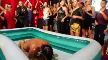 Katty vs. Julia Messy Fight Screencap 35 on sinx.preview.netperv.com