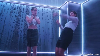 Shower Shakers! Screencap 48 on sinx.preview.netperv.com