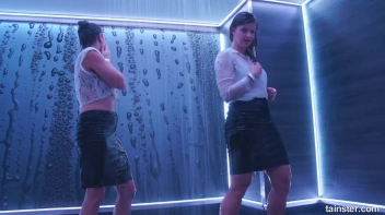 Shower Shakers! Screencap 54 on sinx.preview.netperv.com