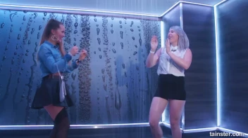 Shower Shakers! Screencap 67 on sinx.preview.netperv.com