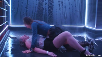 Shower Shakers! Screencap 80 on sinx.preview.netperv.com