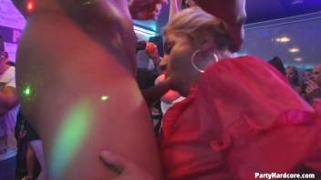 Party Hardcore Gone Crazy Vol. 29 Part 4 - Cam 1 Screencap 67 on sinx.preview.netperv.com