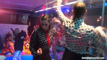 Summer Jam Bang Part 5 - Shower Cam Screencap 28 on sinx.preview.netperv.com