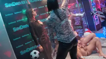 Summer Jam Bang Part 5 - Shower Cam Screencap 3 on sinx.preview.netperv.com