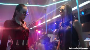 Summer Jam Bang Part 5 - Shower Cam Screencap 83 on sinx.preview.netperv.com