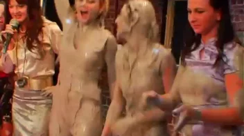 Gia vs. Katy Screencap 80 on sinx.preview.netperv.com