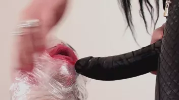 Mein Blowjob Sklave mit dem roten Kussmaul Screencap 24 on sinx.preview.netperv.com