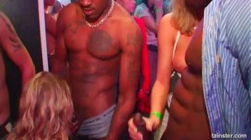 Eurobabe Olympics Part 5 - Cam 1 Screencap 65 on sinx.preview.netperv.com