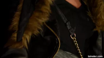 Piss, spit and sex in the elevator Screencap 40 on sinx.preview.netperv.com