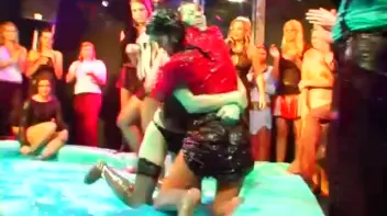 Blue Gel Fight Does the Trick! Screencap 64 on sinx.preview.netperv.com