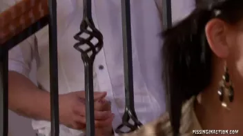 Champagne Babes Try a New Flavor Screencap 18 on sinx.preview.netperv.com