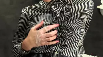 The Freaky Peep Show Screencap 25 on sinx.preview.netperv.com