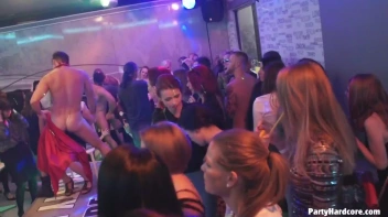 Party Hardcore Gone Crazy Vol. 31 Part 2 - Cam 2 Screencap 17 on sinx.preview.netperv.com