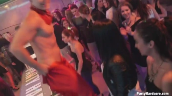 Party Hardcore Gone Crazy Vol. 31 Part 2 - Cam 2 Screencap 7 on sinx.preview.netperv.com