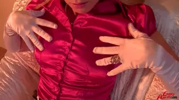 Gelled Up Glove Love Screencap 4 on sinx.preview.netperv.com