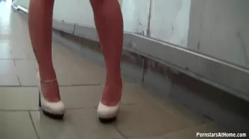 Marking Her Territory All Over The Station Screencap 17 on sinx.preview.netperv.com